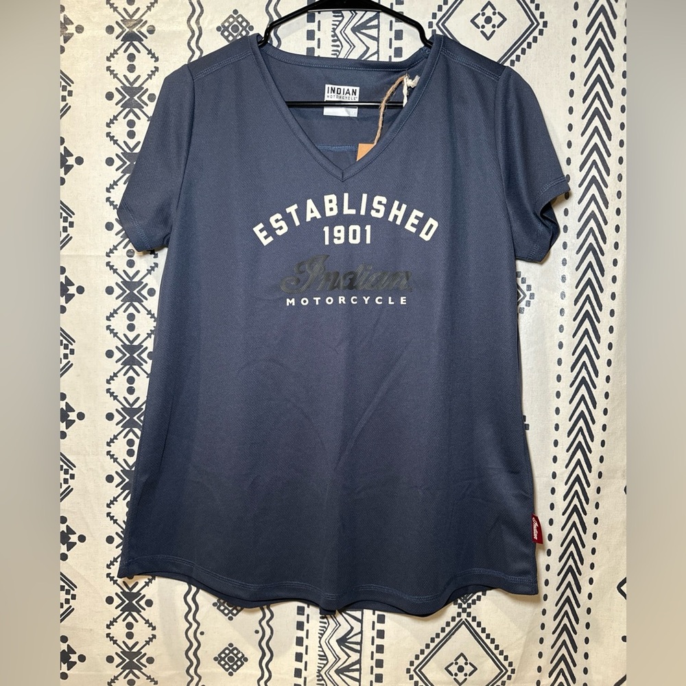 GENUINE INDIAN MOTORCYCLE‎ WOMEN'S ESTABLISHED BACK PLEAT T-SHIRT NAVY M